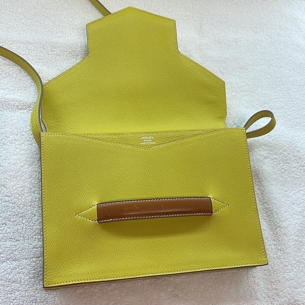 HERMES Faco II Chèvre Mysore Shoulder Bag Clutch Lemon Yellow - Picture 10 of 11